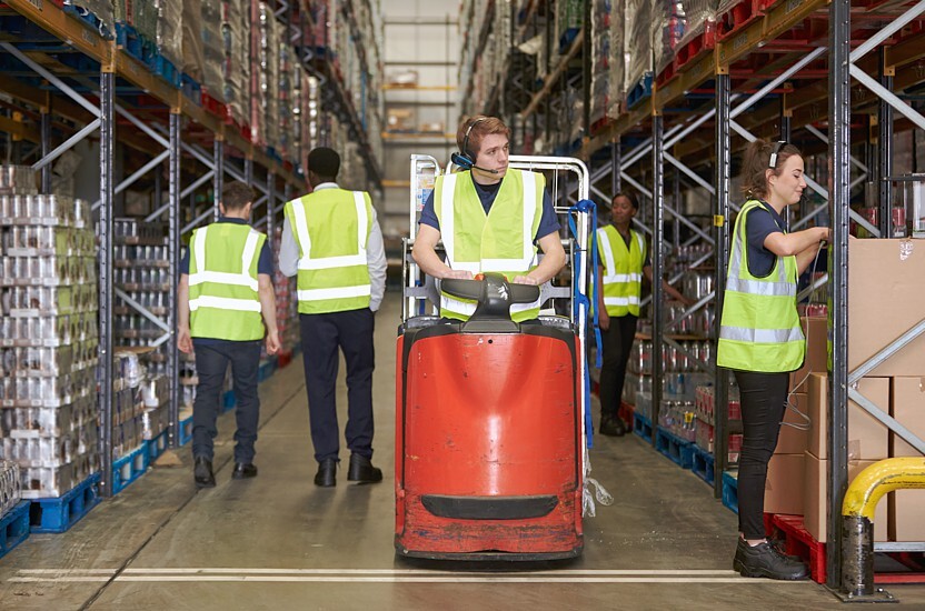 Snel en efficiënt werken in de e-commercebranche met rolcontainers