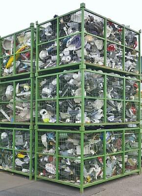 Gebruik geschikte logistieke verpakkingen in het elektro-recyclingproces